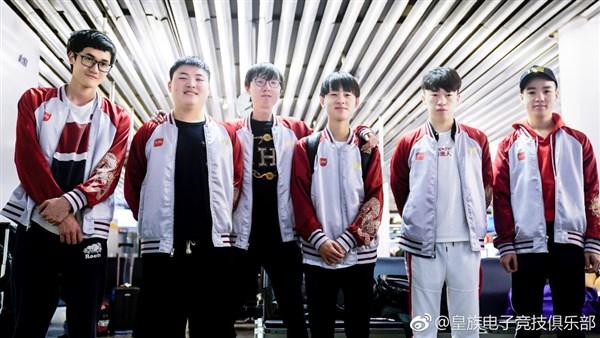 探索LOL4，从游戏到社交的全新维度